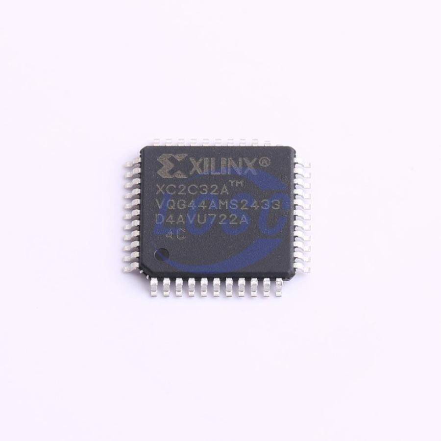 AMD/XILINX XC2C32A-4VQG44C - 3