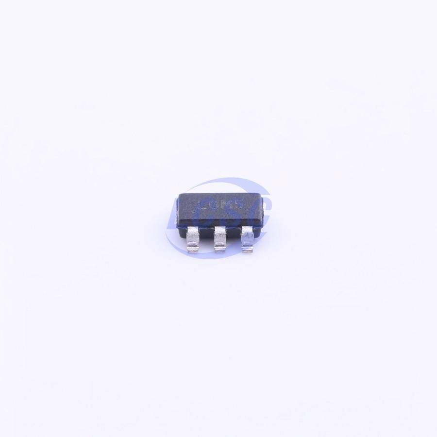 MICROCHIP PIC10LF320-I/OT - 3