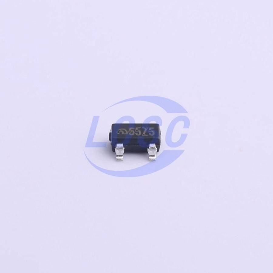 MICRONE ME6206A30M3G - 3
