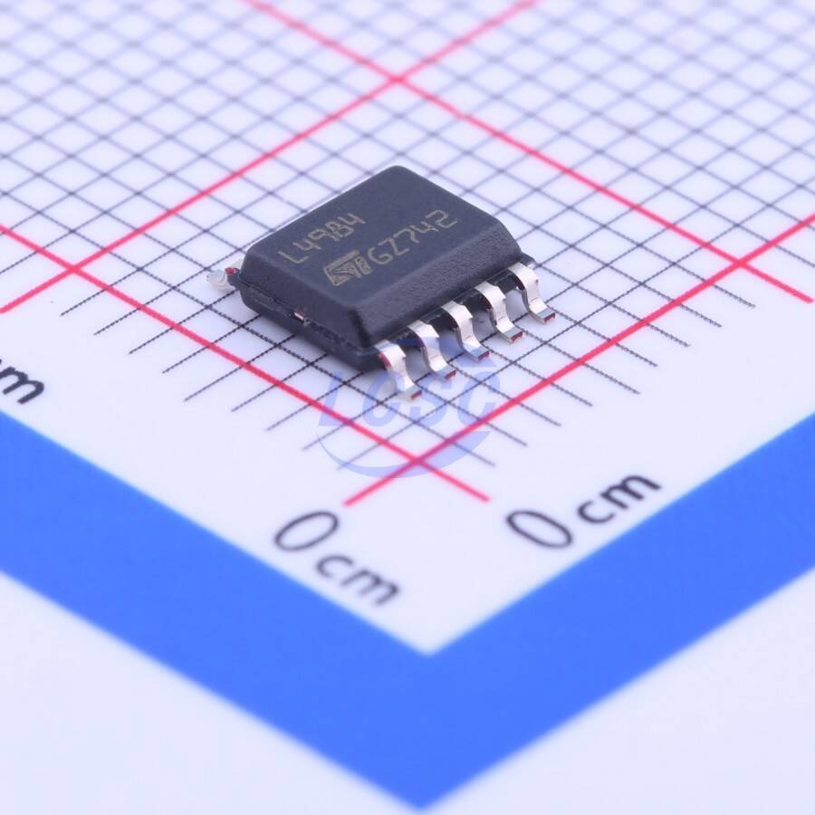 ST L4984DTR - 1