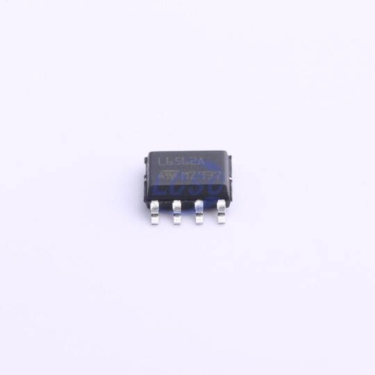 ST L6562ADTR - 3