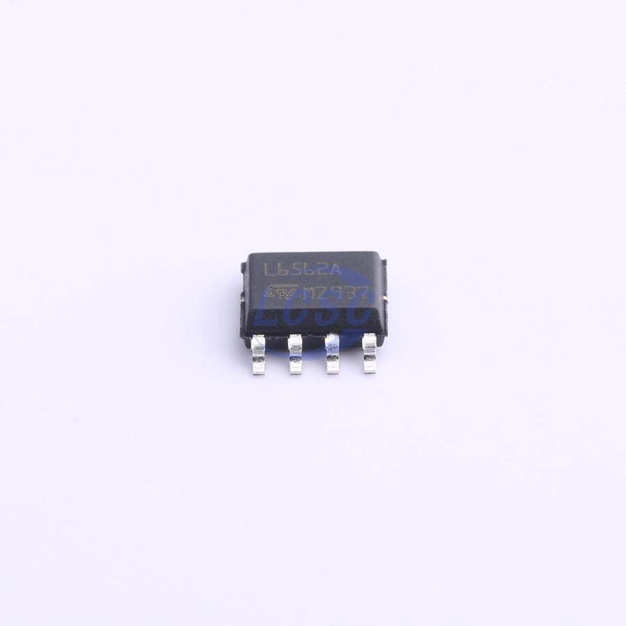 ST L6562ADTR - 3