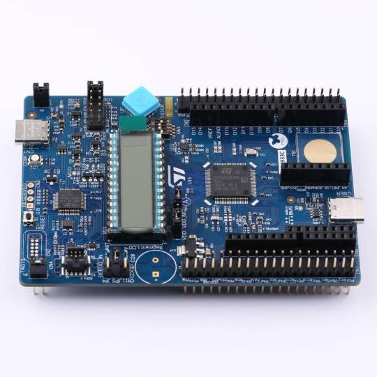 ST STM32U083C-DK - 1