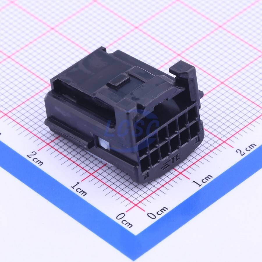 TE Connectivity 1379662-1 - 2