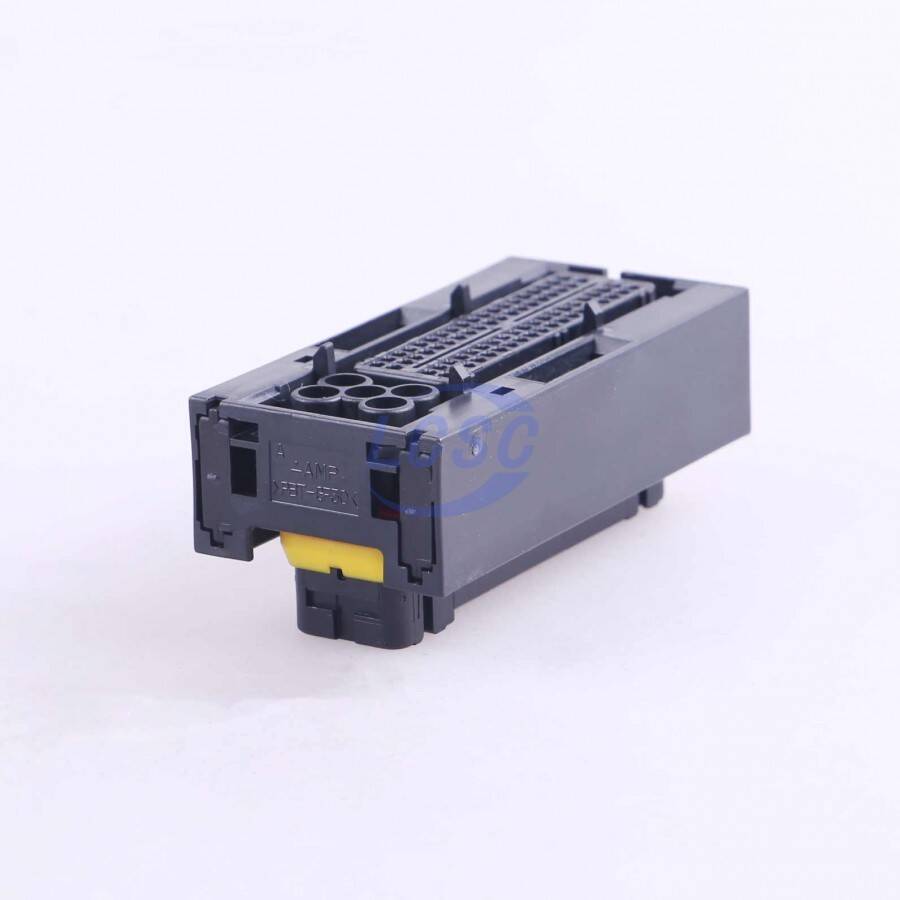 TE Connectivity 1473244-1 - 3