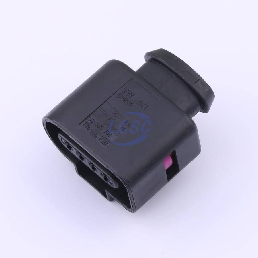 TE Connectivity 1717892-1 - 3