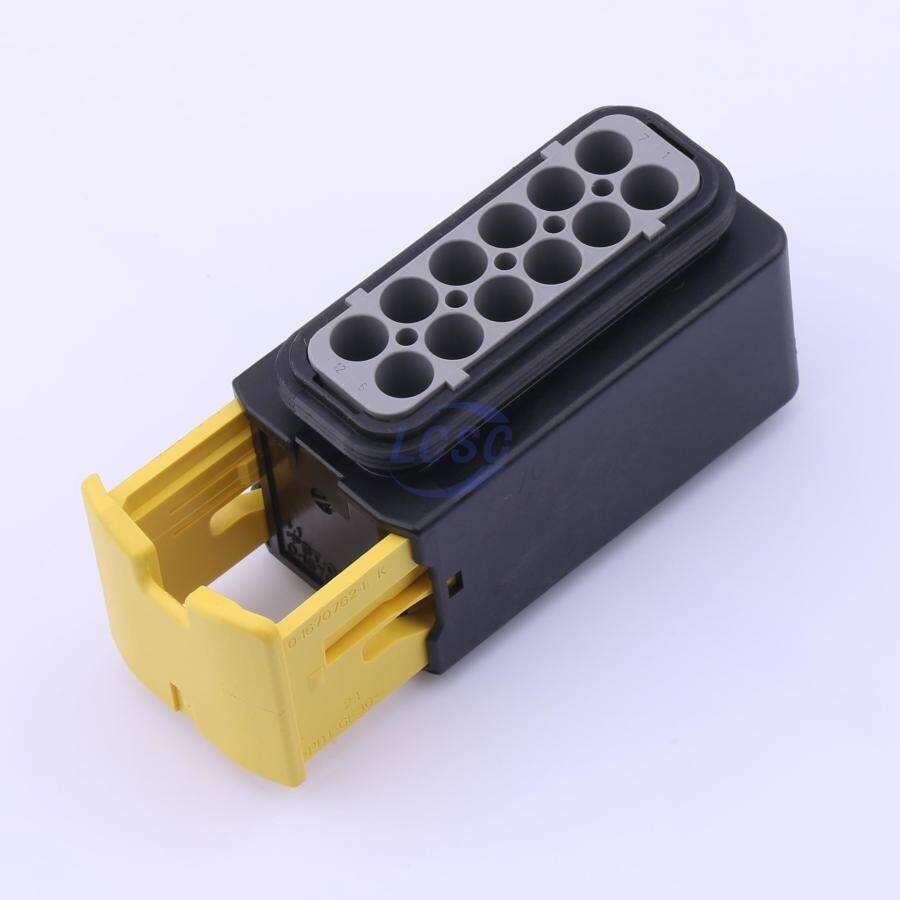 TE Connectivity 2-1670901-1 - 3