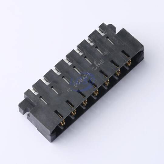 TE Connectivity 6450843-6