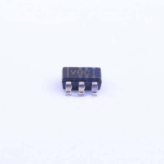 TI TLV3701IDBVR - 3