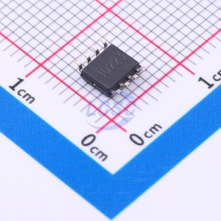 TI TLV3702QDRQ1 - 2